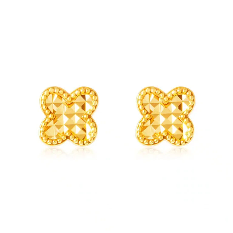 SK 916 Secret Garden Stud Earrings featuring a radiant four-leaf clover design with intricate detailing, crafted in 916 gold for a sophisticated and elegant touch. Perfect for any occasion.
