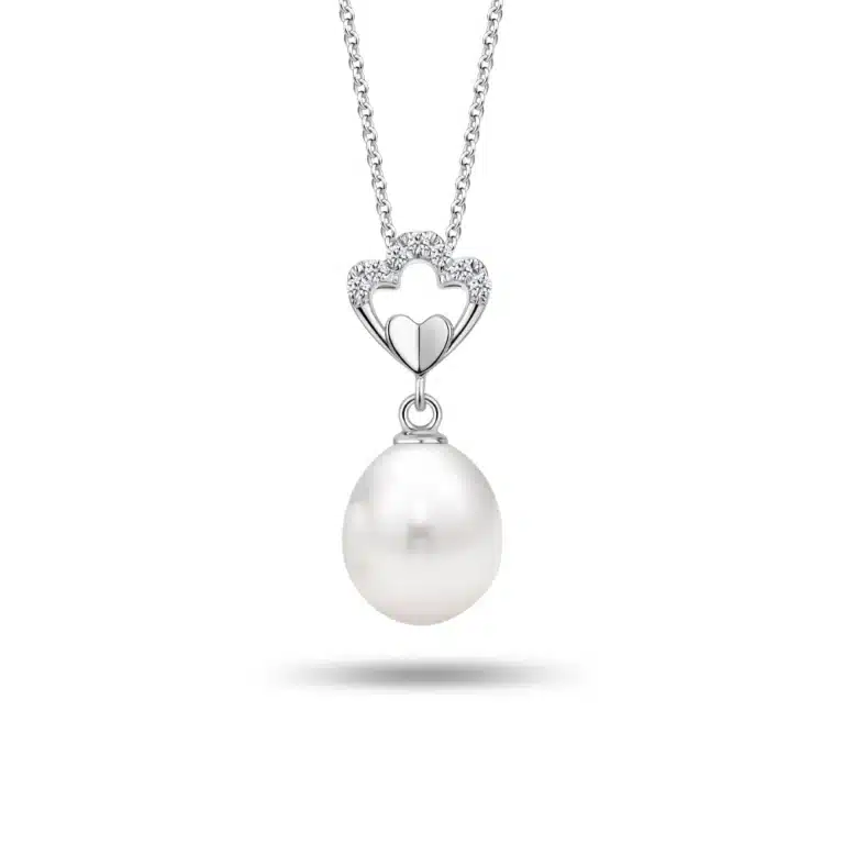 SK heart necklace featuring a paw shaped print with a heart attached at the base paired with 7 lab grown diamonds with a freshwater pearl at the bottom