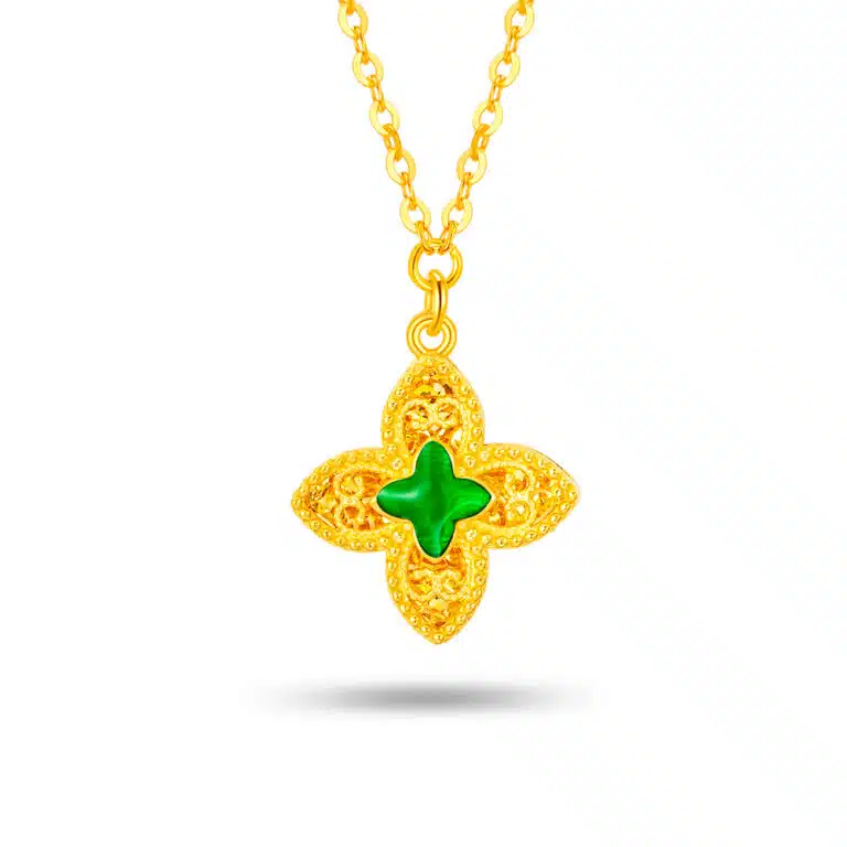 Energy Clover 999 Gold Pendant featuring an elegant four-leaf clover necklace pendant design.