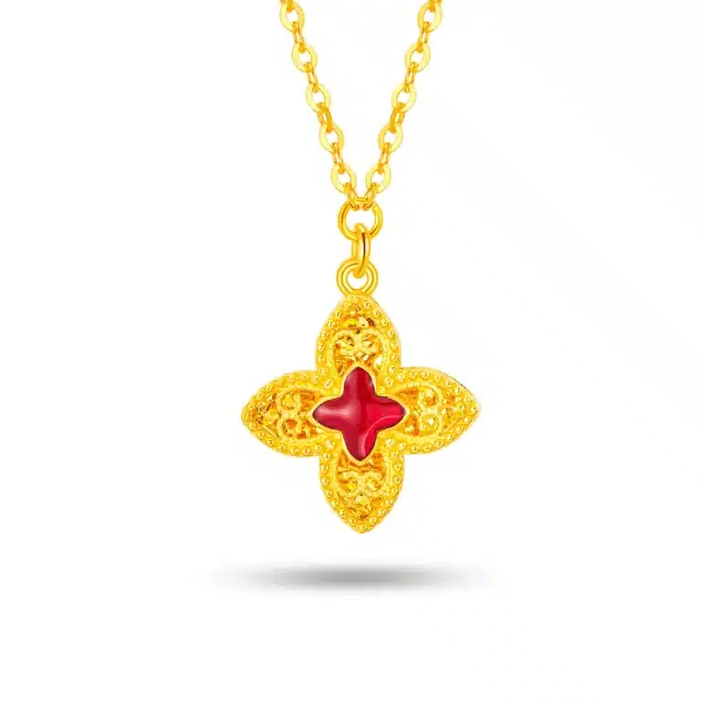 Passion Clover 999 Gold Pendant featuring an elegant four-leaf clover necklace pendant design
