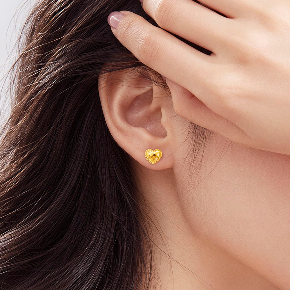 Lustrous Frosty Heart 999 Pure Gold Earrings