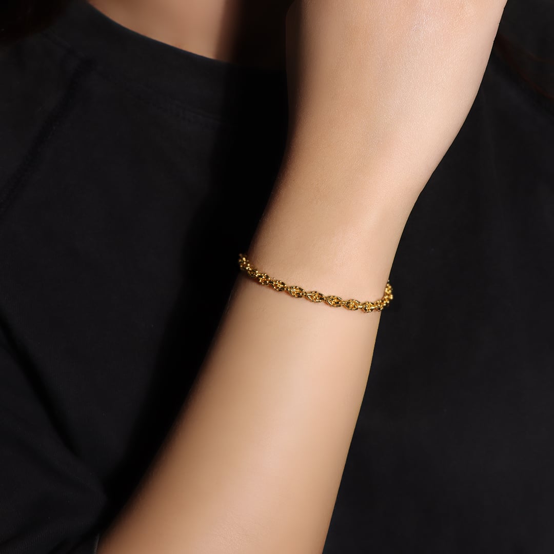 Radiant Cluster 916 Gold Bracelet