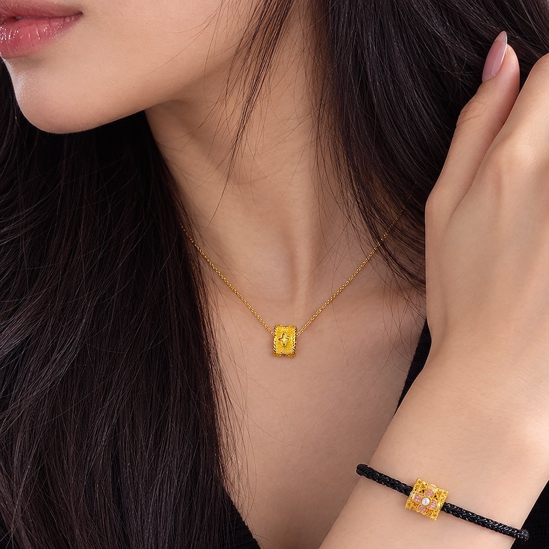 Blossom Pearl 999 Pure Gold Charm in 999 Pure Gold - SK Jewellery