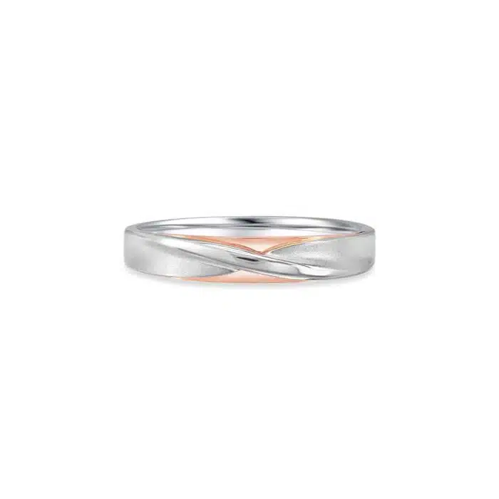 MOMENTO CROSSROAD TO HAPPINESS simple yet striking adds a refreshing pop of colour WHITE GOLD WEDDING RINGS