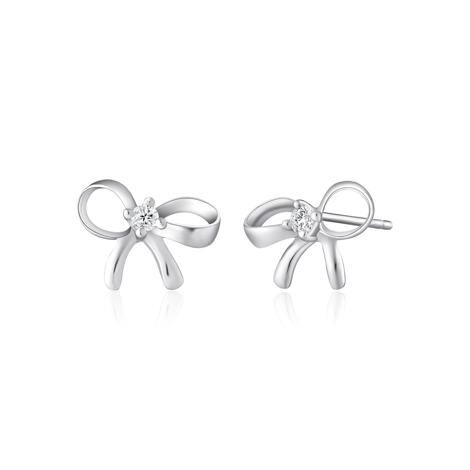 Harper Pearl-Studded Bow Stud Earrings in Ivory – shopcamdinas