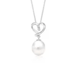 YOUNG HEART sweet and elegant freshwater PEARL NECKLACE & PENDANT with 10k white gold chain